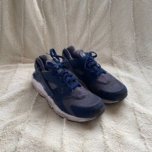 Nike Mens Huaraches Running Shoes